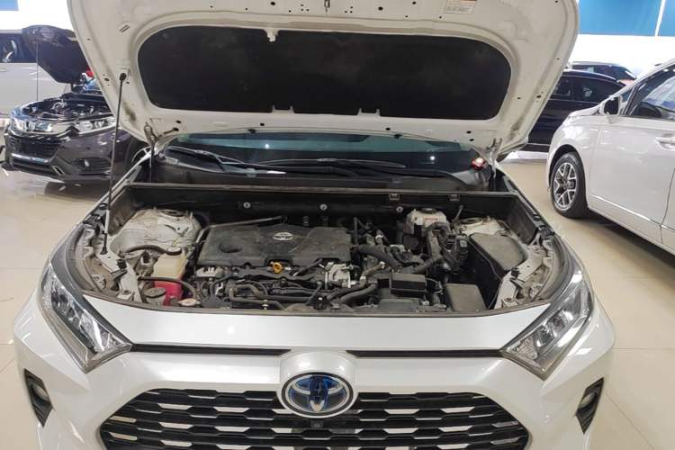 Used Toyota RAV4 2021 Dual-Engine 2.5L E-CVT Two-Wheel Drive Elite Edition Engine Bay