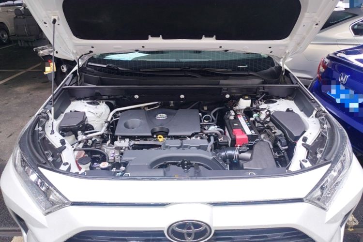Used Toyota RAV4 2021 2.0L CVT Two-Wheel Drive Fashion PLUS Edition Engine Bay