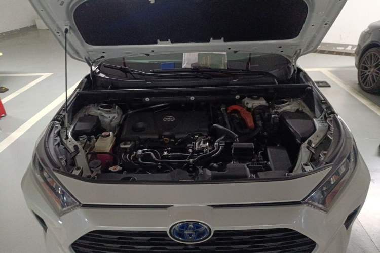 Used Toyota RAV4 2021 Dual-Engine 2.5L E-CVT Four-Wheel Drive Elite PLUS Edition Engine Bay