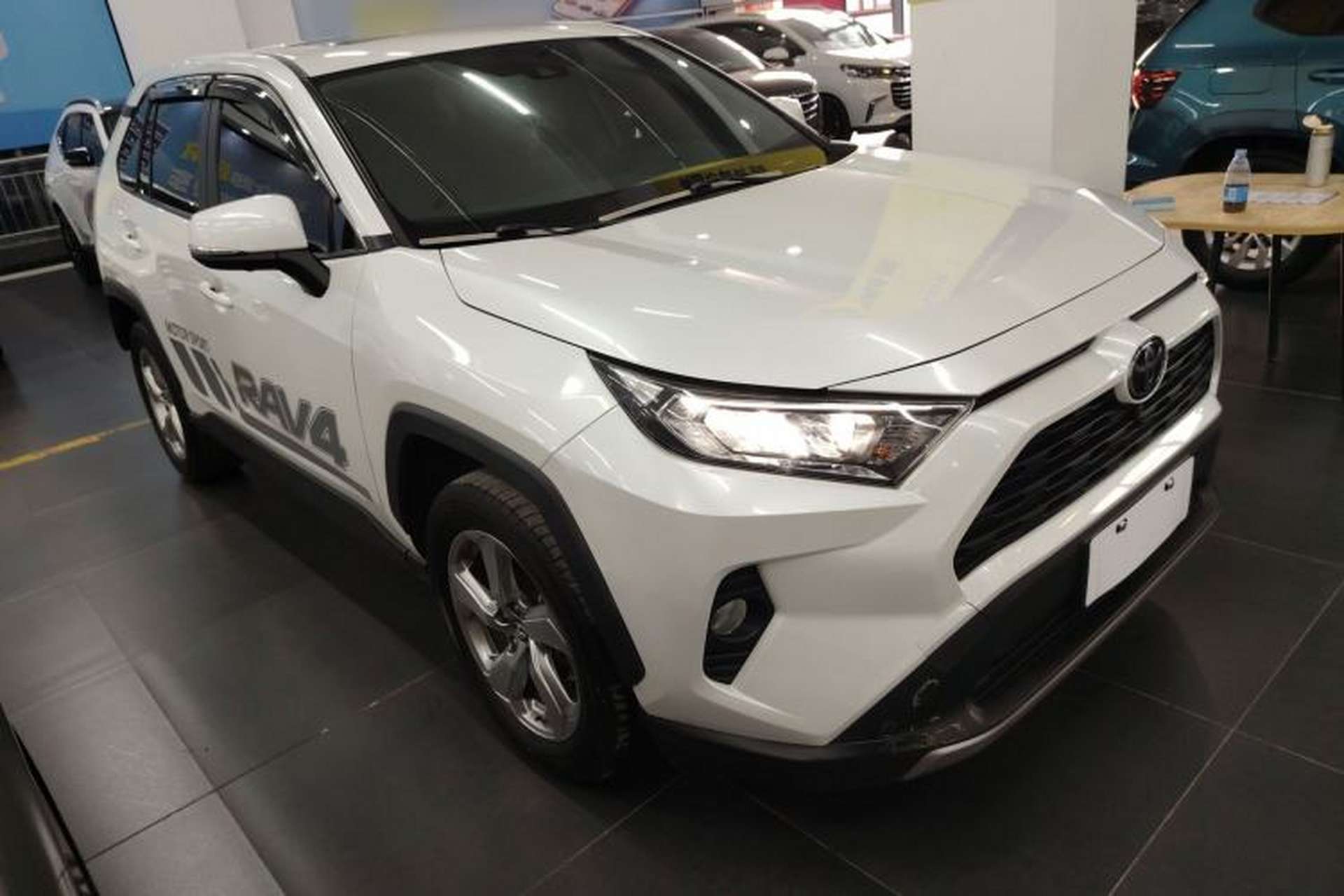 Used Toyota RAV4 2021 2.0L CVT Two-Wheel Drive Fashion PLUS Edition Exterior 1