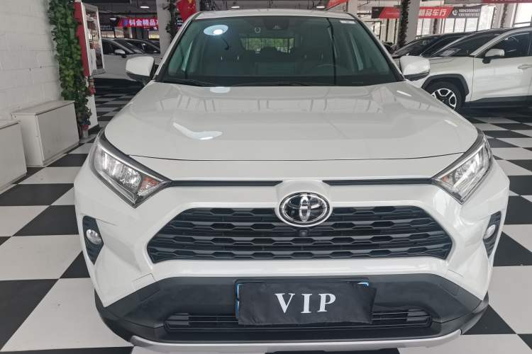Used Toyota RAV4 2021 2.0L CVT Two-Wheel Drive Fashion PLUS Edition Exterior 1