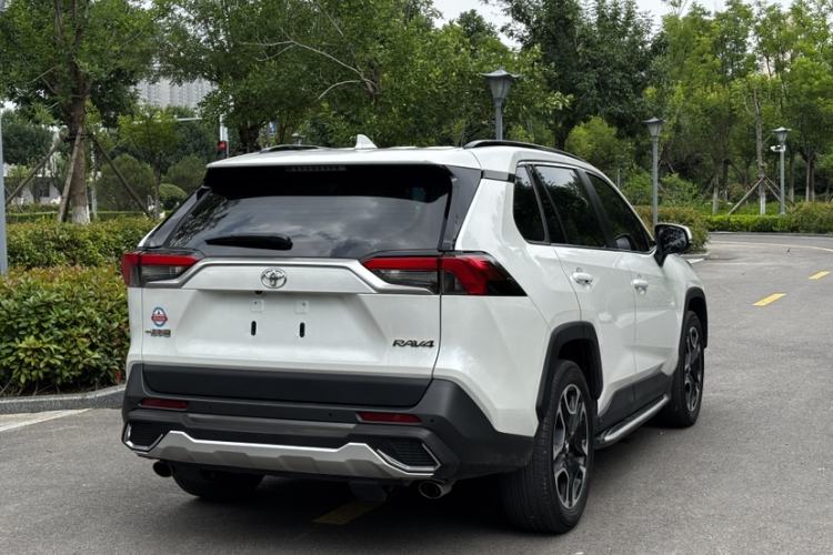 Used Toyota RAV4 2021 2.0L CVT Two-Wheel Drive Prestige Edition Exterior 1