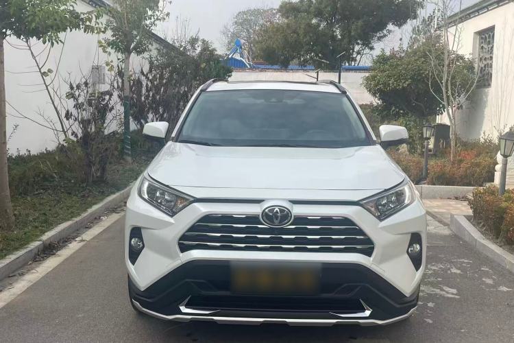 Used Toyota RAV4 2021 2.0L CVT Two-Wheel Drive Fashion PLUS Edition Exterior 1