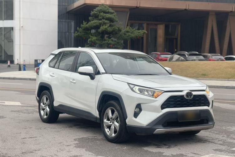 Used Toyota RAV4 2021 2.0L CVT Two-Wheel Drive Fashion PLUS Edition Exterior 1