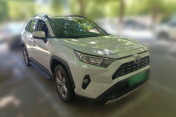 Used Toyota RAV4 2021 2.0L CVT Two-Wheel Drive Fashion PLUS Edition Exterior 2