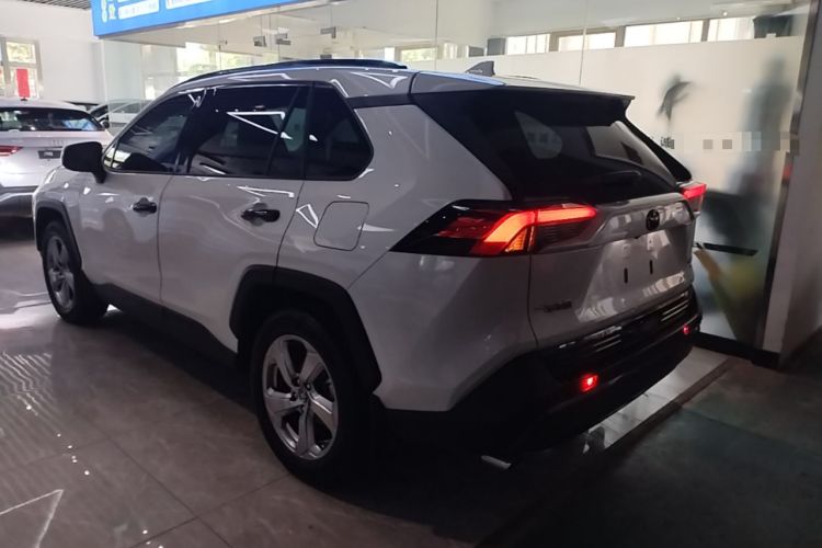 Used Toyota RAV4 2021 2.0L CVT 4x4 Style PLUS Edition Exterior 2