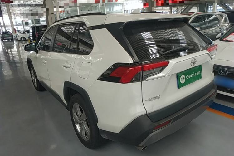 Used Toyota RAV4 2021 2.0L CVT Two-Wheel Drive Fashion PLUS Edition Exterior 2