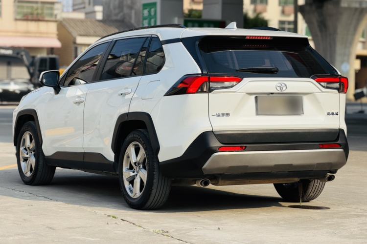 Used Toyota RAV4 2021 2.0L CVT Two-Wheel Drive Fashion PLUS Edition Exterior 2