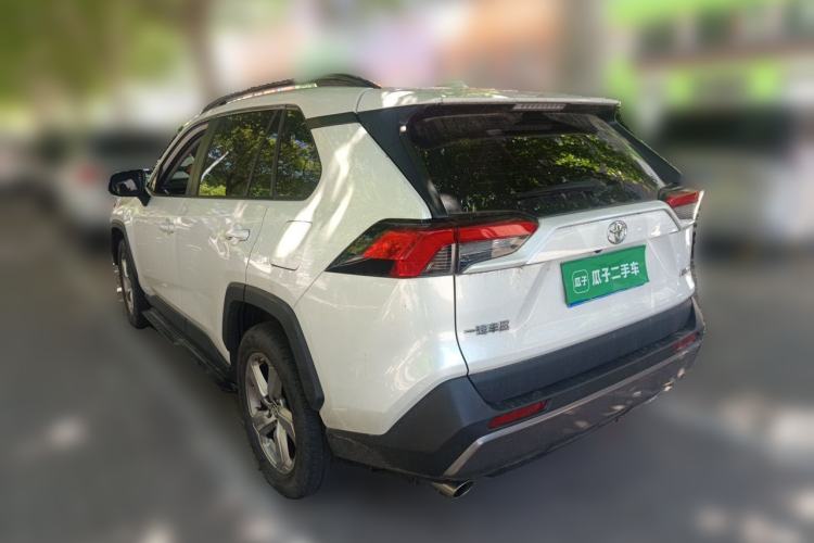 Used Toyota RAV4 2021 2.0L CVT Two-Wheel Drive Fashion PLUS Edition Exterior 3