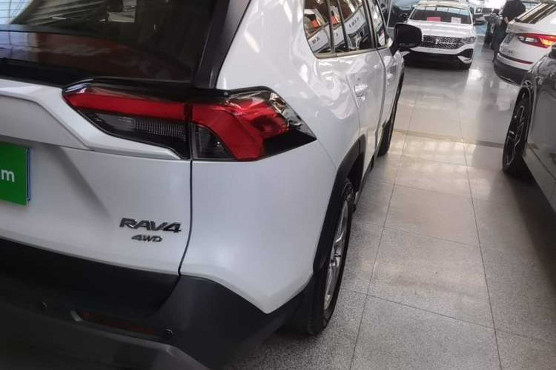 Used Toyota RAV4 2021 2.0L CVT 4x4 Trend Edition Exterior 3