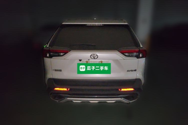 Used Toyota RAV4 2021 2.0L CVT Two-Wheel Drive Fashion PLUS Edition Exterior 4