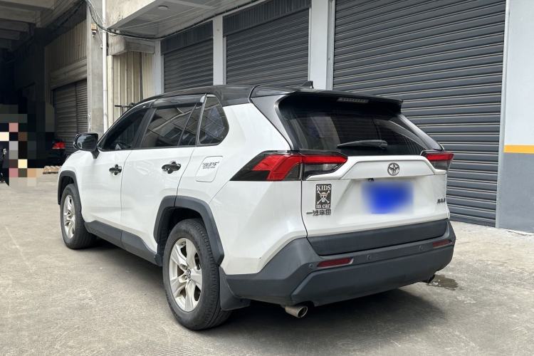 Used Toyota RAV4 2021 2.0L CVT Two-Wheel Drive Urban Edition Exterior 4