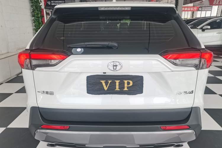 Used Toyota RAV4 2021 2.0L CVT Two-Wheel Drive Fashion PLUS Edition Exterior 4
