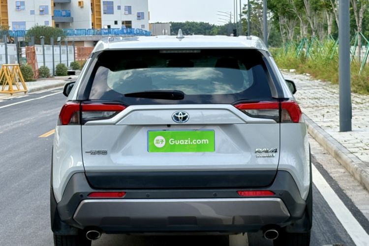 Used Toyota RAV4 2021 Revised Version Dual-Motor Hybrid 2.5L E-CVT Two-Wheel Drive Elite Edition Exterior 4
