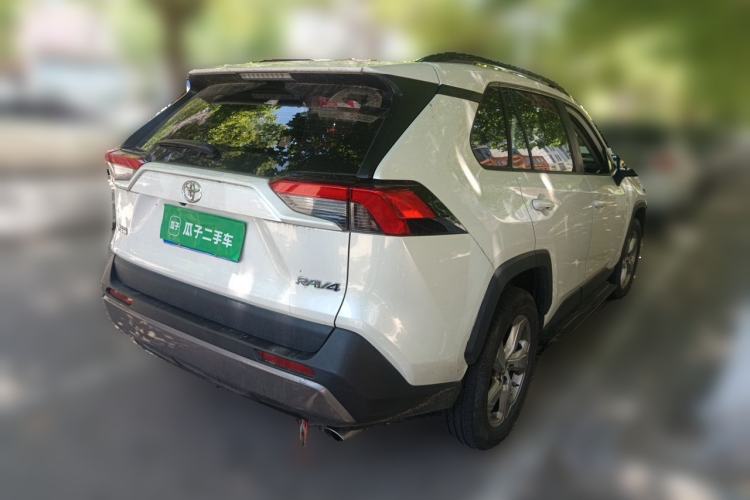 Used Toyota RAV4 2021 2.0L CVT Two-Wheel Drive Fashion PLUS Edition Exterior 5
