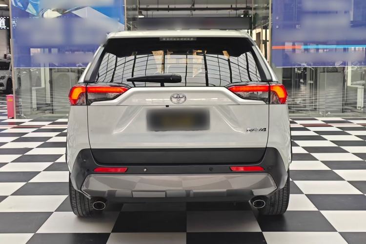 Used Toyota RAV4 2021 2.0L CVT Two-Wheel Drive Fashion Edition Exterior 5