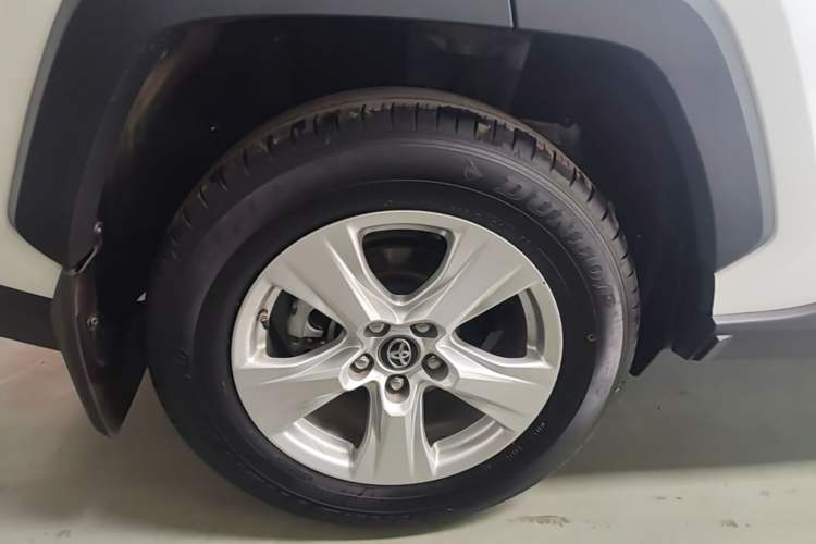 Used Toyota RAV4 2021 2.0L CVT Two-Wheel Drive Urban Edition Exterior 5