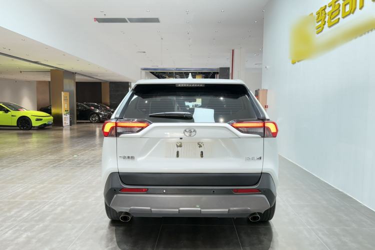 Used Toyota RAV4 2021 2.0L CVT Two-Wheel Drive Fashion PLUS Edition Exterior 6