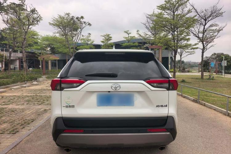 Used Toyota RAV4 2021 2.0L CVT Two-Wheel Drive Fashion Edition Exterior 6