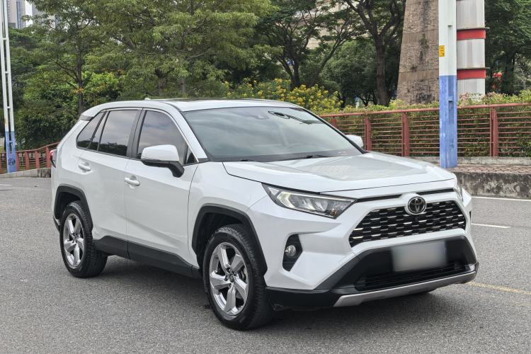 Used Toyota RAV4 2021 2.0L CVT 4x4 Style PLUS Edition Exterior 6