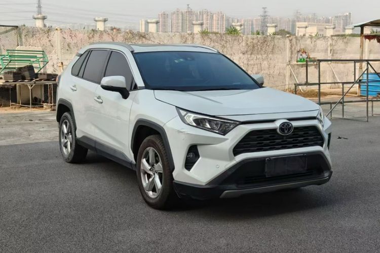 Used Toyota RAV4 2021 2.0L CVT Two-Wheel Drive Fashion Edition Exterior 7