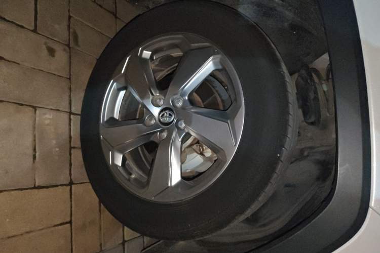 Used Toyota RAV4 2021 2.0L CVT 4x4 Trend Edition Exterior 7