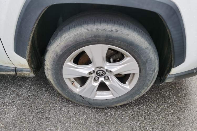 Used Toyota RAV4 2021 2.0L CVT Two-Wheel Drive Urban Edition Exterior 7