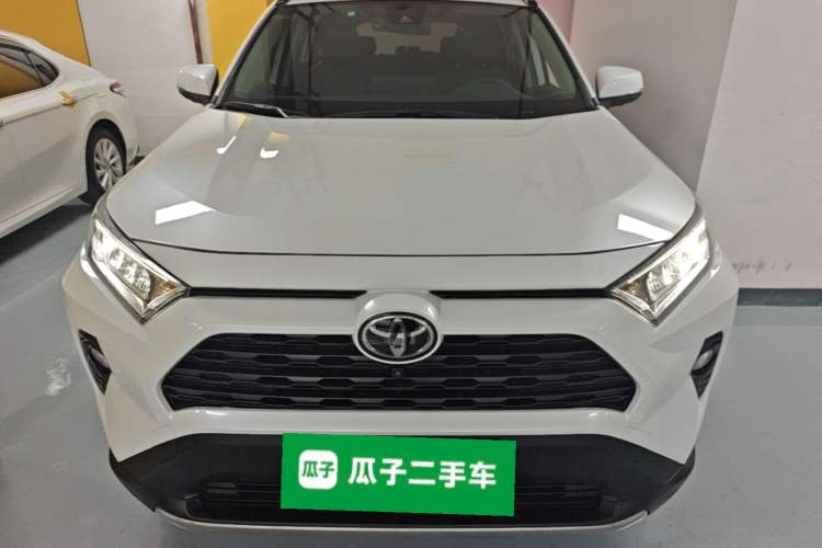 Used Toyota RAV4 2021 2.0L CVT Two-Wheel Drive Fashion PLUS Edition Front