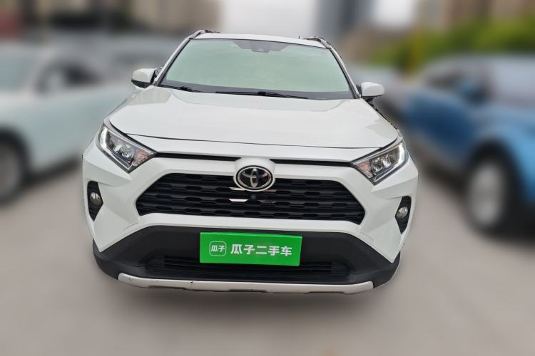 Used Toyota RAV4 2021 2.0L CVT Two-Wheel Drive Fashion PLUS Edition Front