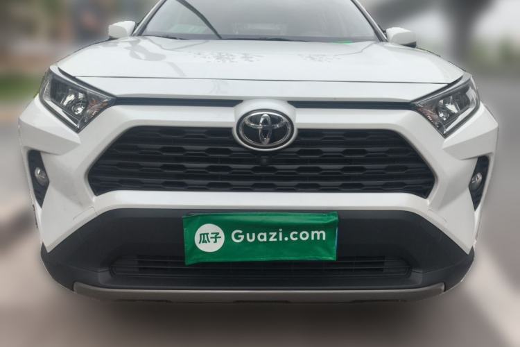 Used Toyota RAV4 2021 2.0L CVT Two-Wheel Drive Fashion Edition Front