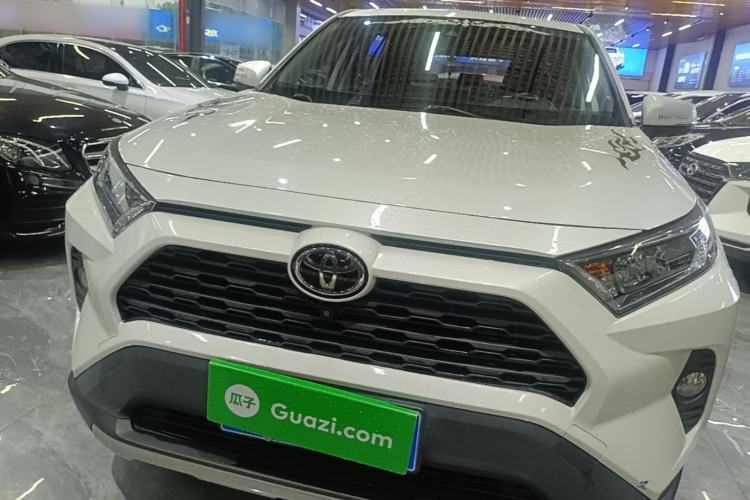 Used Toyota RAV4 2021 2.0L CVT Two-Wheel Drive Fashion PLUS Edition Front