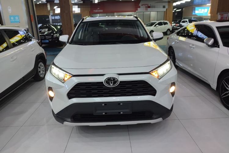 Used Toyota RAV4 2021 2.0L CVT Two-Wheel Drive Fashion PLUS Edition Front