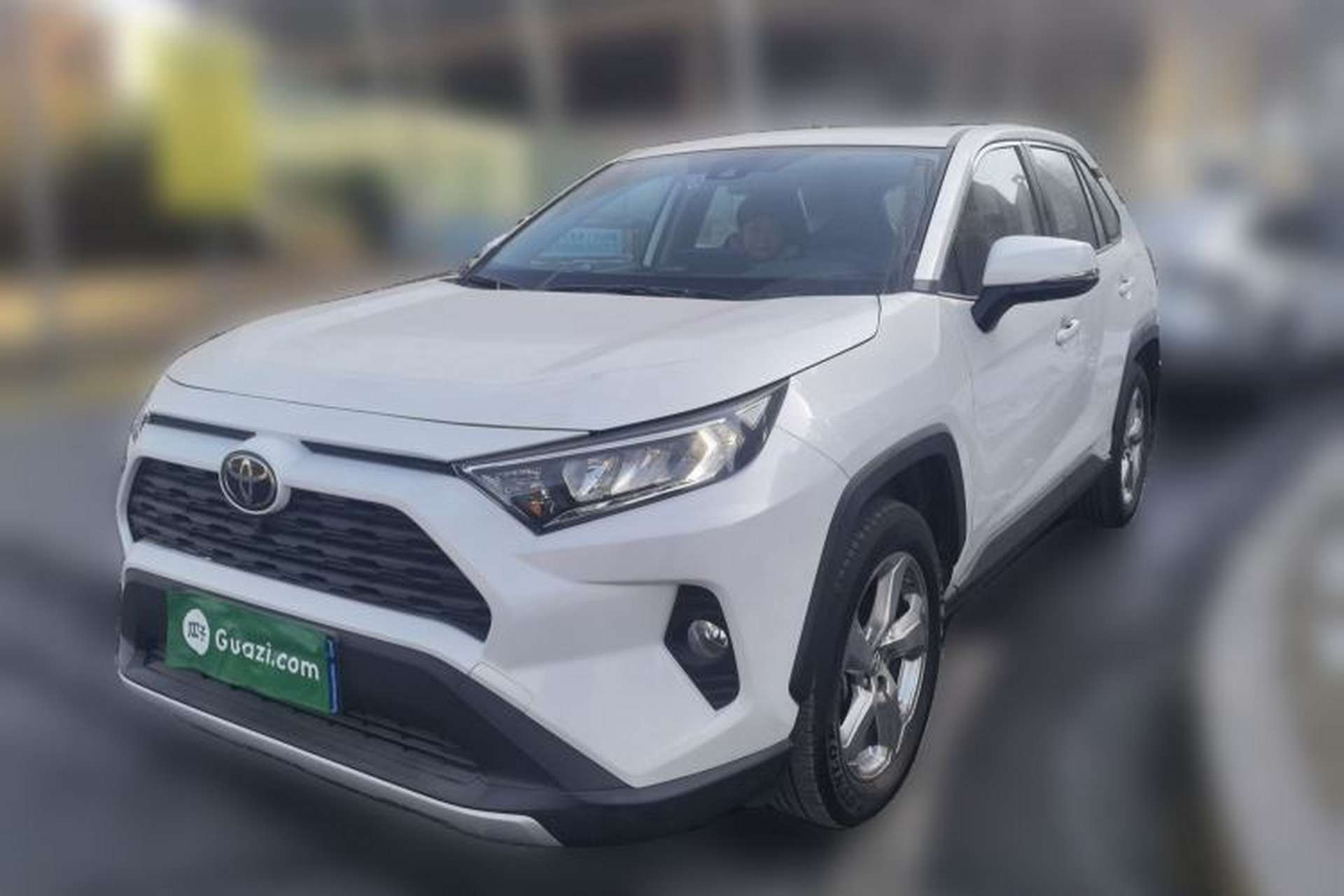 Used Toyota RAV4 2021 2.0L CVT 4x4 Style PLUS Edition Front Left 45 Deg