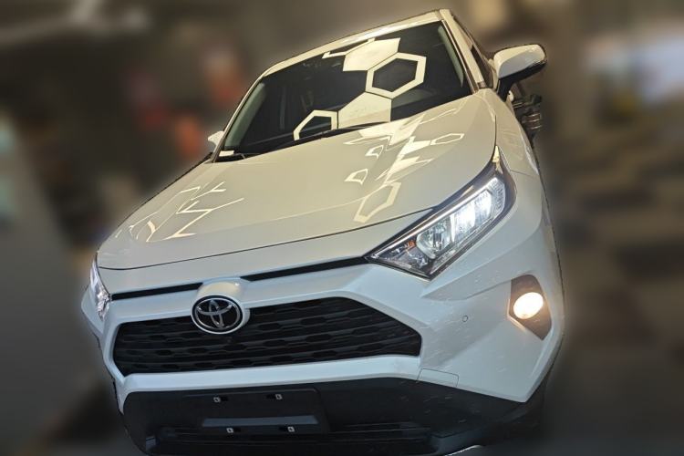 Used Toyota RAV4 2021 2.0L CVT Two-Wheel Drive Fashion PLUS Edition Front