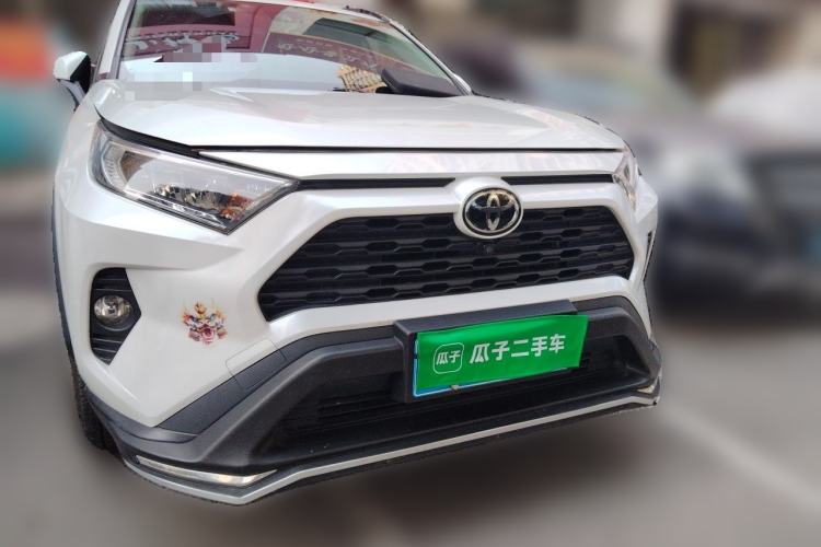 Used Toyota RAV4 2021 2.0L CVT Two-Wheel Drive Fashion PLUS Edition Front