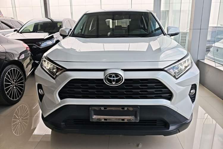 Used Toyota RAV4 2021 2.0L CVT Two-Wheel Drive Urban Edition Front
