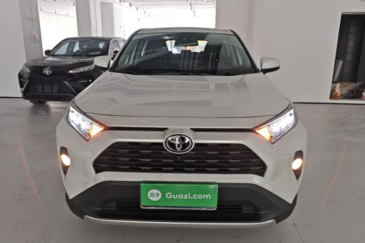 Used Toyota RAV4 2021 2.0L CVT Two-Wheel Drive Fashion PLUS Edition Front