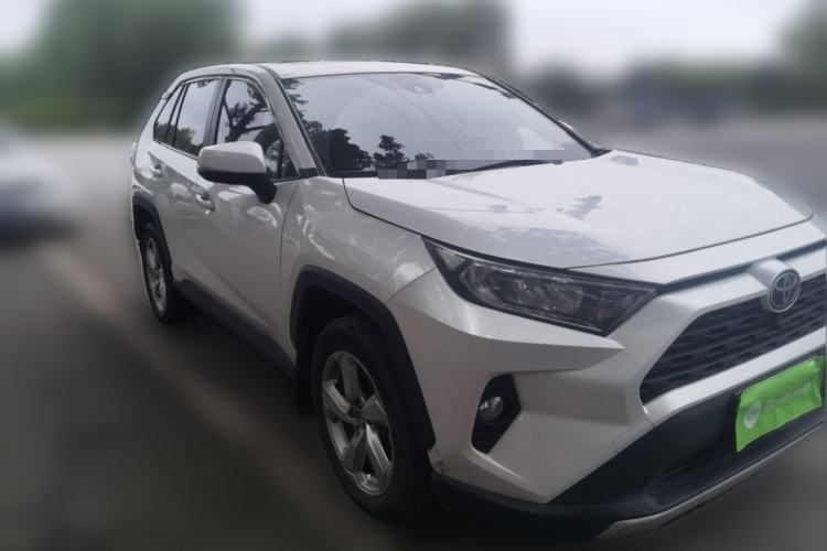 Used Toyota RAV4 2021 2.0L CVT 4x4 Trend Edition Front Right 45 Deg