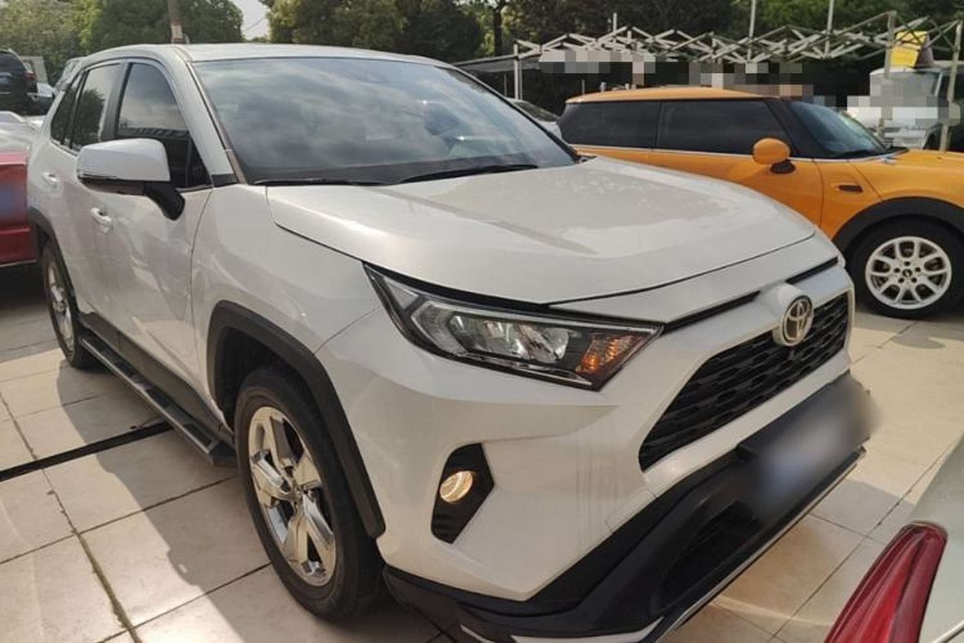 Used Toyota RAV4 2021 2.0L CVT Two-Wheel Drive Fashion PLUS Edition Front Right 45 Deg