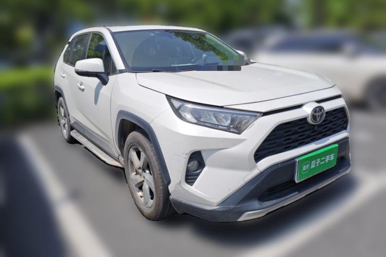 Used Toyota RAV4 2021 2.0L CVT Two-Wheel Drive Fashion PLUS Edition Front Right 45 Deg