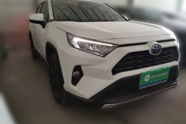 Used Toyota RAV4 2021 Dual-Engine 2.5L E-CVT Four-Wheel Drive Elite PLUS Edition Front Right 45 Deg