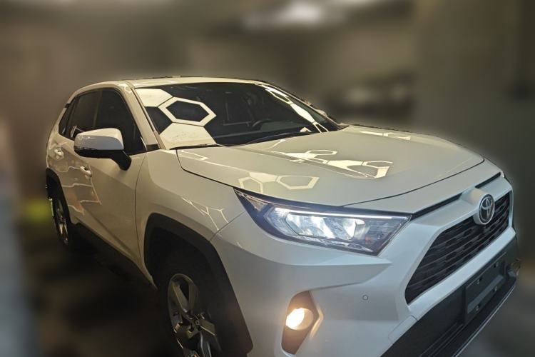 Used Toyota RAV4 2021 2.0L CVT Two-Wheel Drive Fashion PLUS Edition Front Right 45 Deg