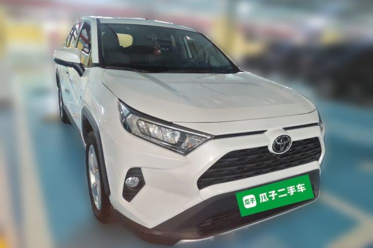 Used Toyota RAV4 2021 2.0L CVT Two-Wheel Drive Fashion PLUS Edition Front Right 45 Deg
