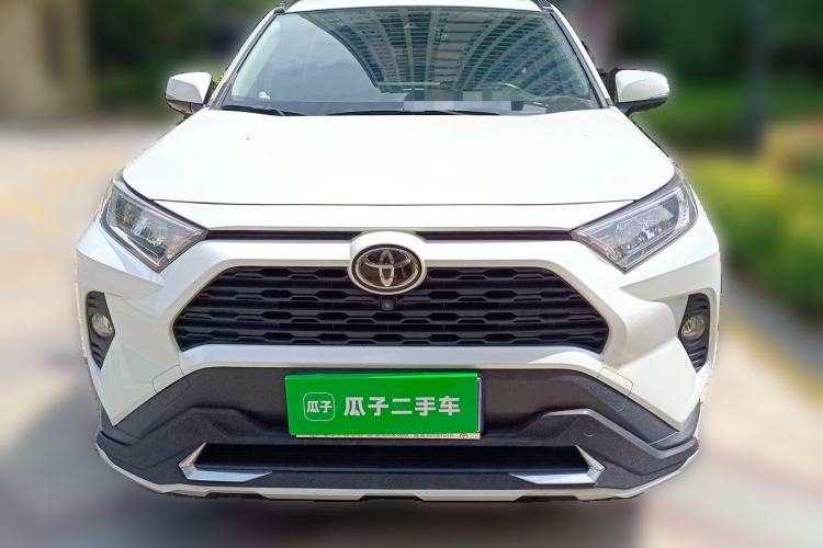 Used Toyota RAV4 2021 2.0L CVT Two-Wheel Drive Fashion Edition Front