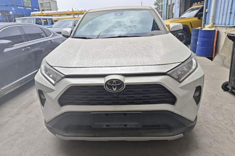 Used Toyota RAV4 2021 2.0L CVT Two-Wheel Drive Fashion PLUS Edition Front
