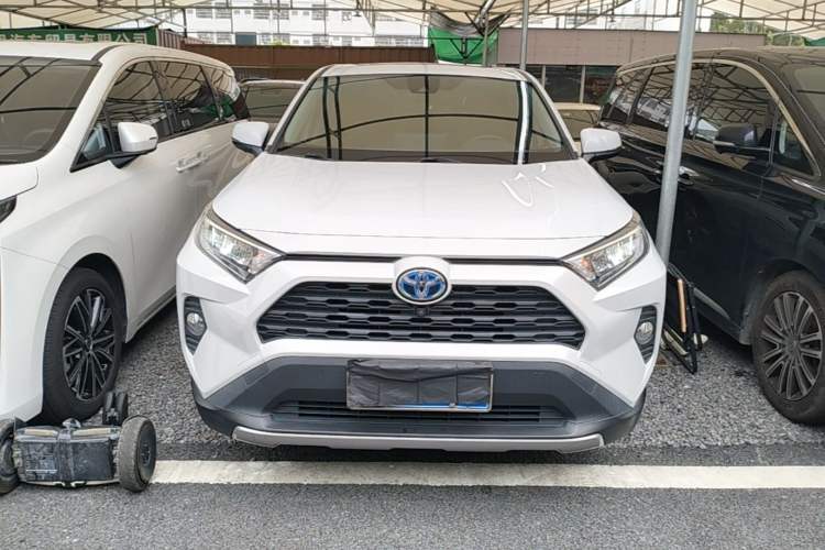 Used Toyota RAV4 2021 Revised Version Dual-Motor Hybrid 2.5L E-CVT Two-Wheel Drive Elite Edition Front