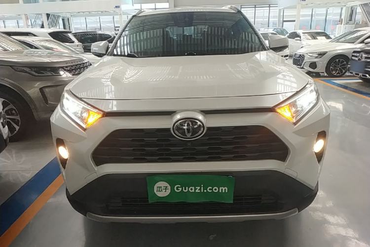 Used Toyota RAV4 2021 2.0L CVT Two-Wheel Drive Fashion PLUS Edition Front