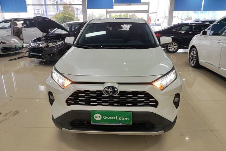 Used Toyota RAV4 2021 Dual-Engine 2.5L E-CVT Two-Wheel Drive Elite Edition Front
