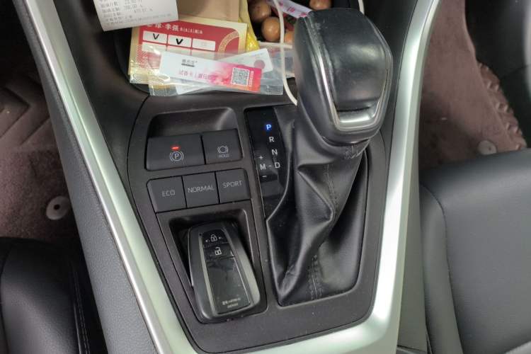 Used Toyota RAV4 2021 2.0L CVT Two-Wheel Drive Prestige Edition Gear Lever
