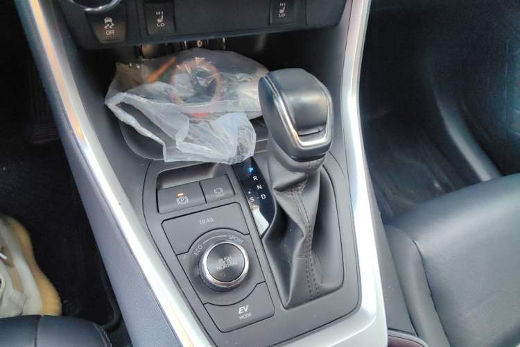 Used Toyota RAV4 2021 Dual-Engine 2.5L E-CVT Four-Wheel Drive Elite PLUS Edition Gear Lever
